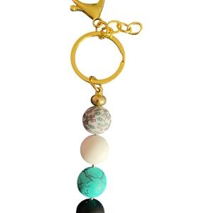 Elegant Gold and Turquoise Keychain